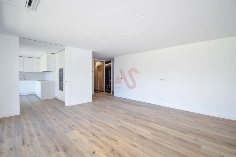 Apartamento T3 para Venda em Pontinha e Famões Foto 7