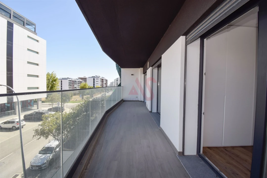 Apartamento T3 para Venda em Pontinha e Famões Foto 6