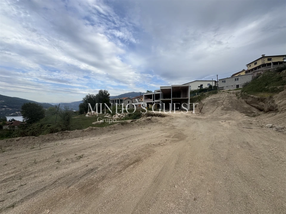 Negócio para Venda em Rio Caldo Foto 26