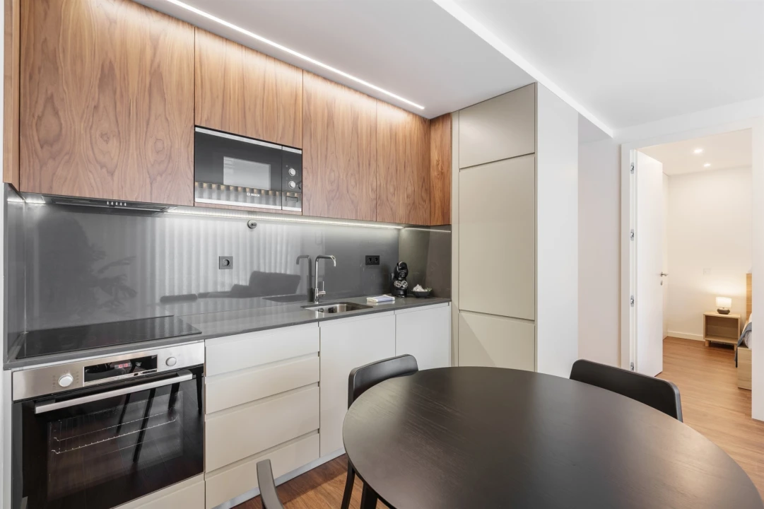 Apartamento T2 para Arrendamento férias em Braga (Maximinos, Sé e Cividade) Foto 11