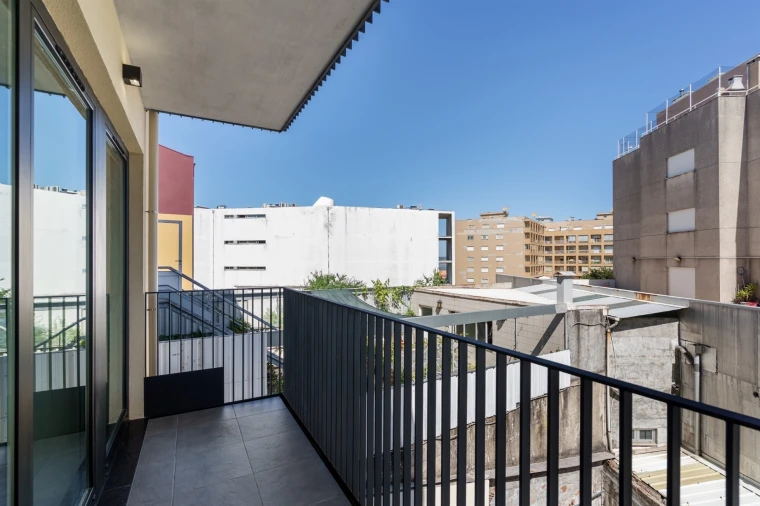 Apartamento T2 para Arrendamento férias em Braga (Maximinos, Sé e Cividade) Foto 8