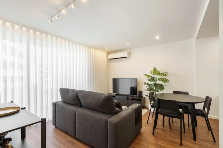 Apartamento T2 para Arrendamento férias em Braga (Maximinos, Sé e Cividade) Foto 10