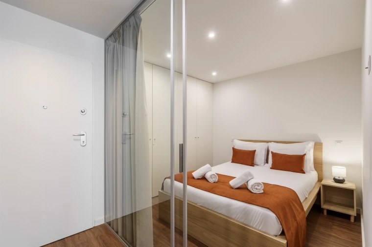 Apartamento T2 para Arrendamento férias em Braga (Maximinos, Sé e Cividade) Foto 14