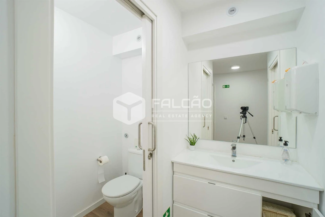 Escritório para Venda em Sacavém e Prior Velho Foto 13