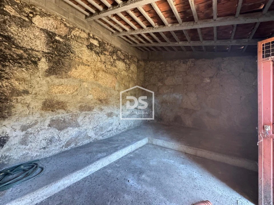 Quinta T0 para Venda em Vela Foto 17