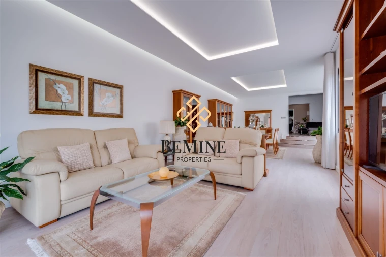 Moradia T3 para Venda em Camara de Lobos Foto 33