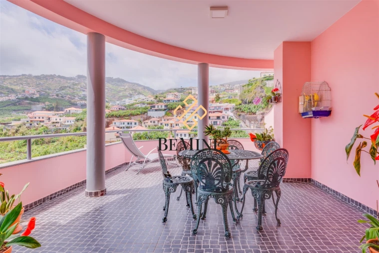 Moradia T3 para Venda em Camara de Lobos Foto 36