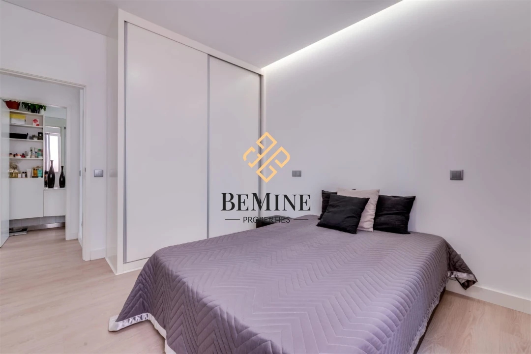 Moradia T3 para Venda em Camara de Lobos Foto 12