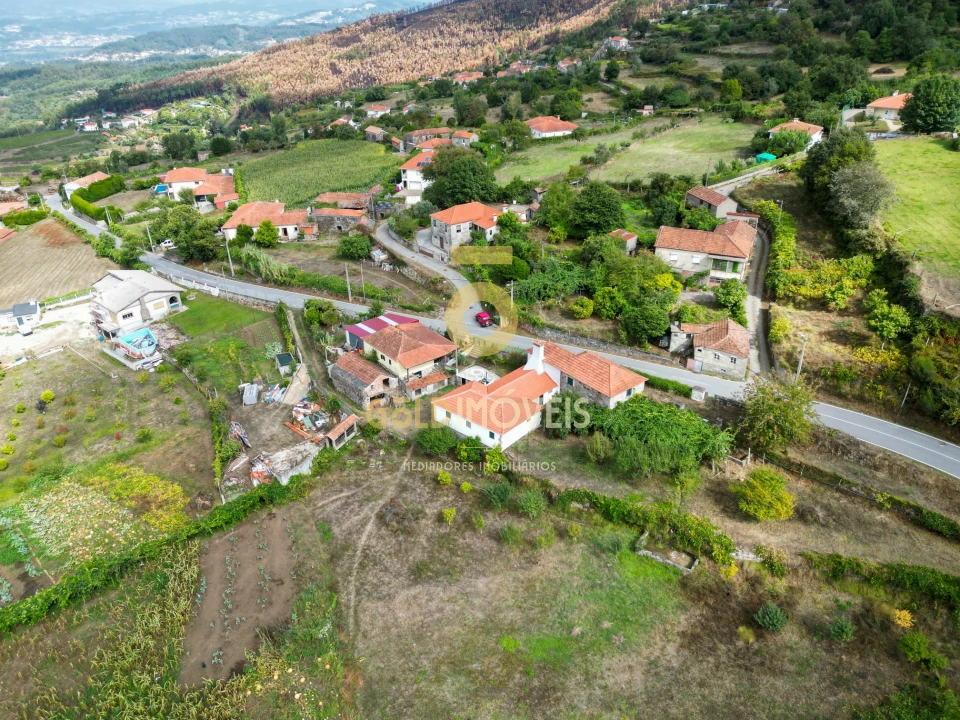 Moradia T3 para Venda em Fornelos Foto 11