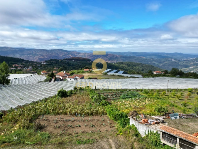 Moradia T3 para Venda em Fornelos Foto 4