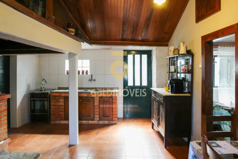 Moradia T3 para Venda em Fornelos Foto 15