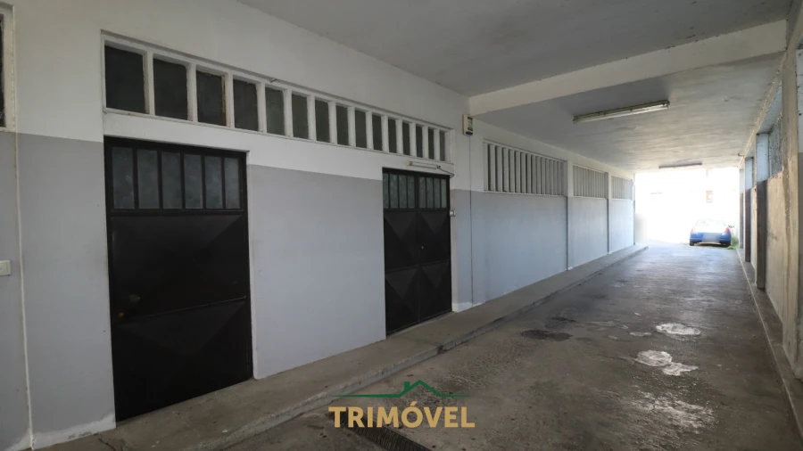 Armazém para Venda em O. Azeméis, Riba-Ul, Ul, Macinhata Seixa, Madail Foto 9