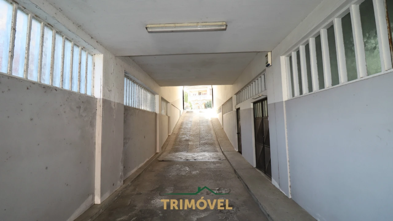 Armazém para Venda em O. Azeméis, Riba-Ul, Ul, Macinhata Seixa, Madail Foto 11