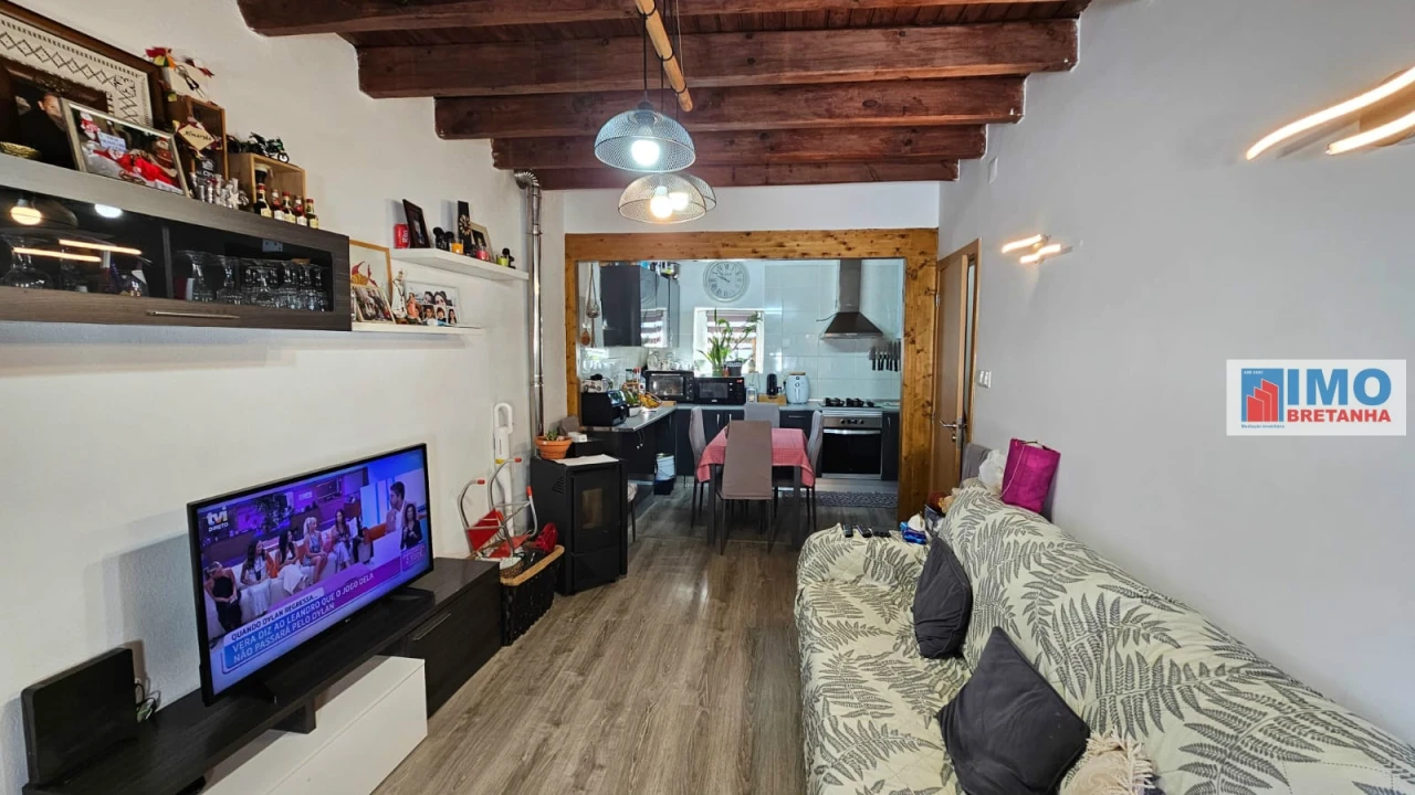 Moradia T2 para Venda em Cebolais de Cima e Retaxo Foto 1