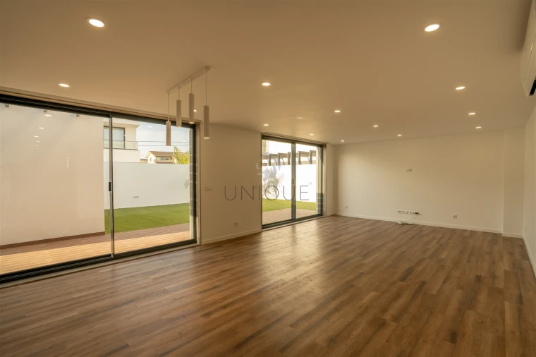 Moradia T4 para Venda em Ílhavo (São Salvador) Foto 3