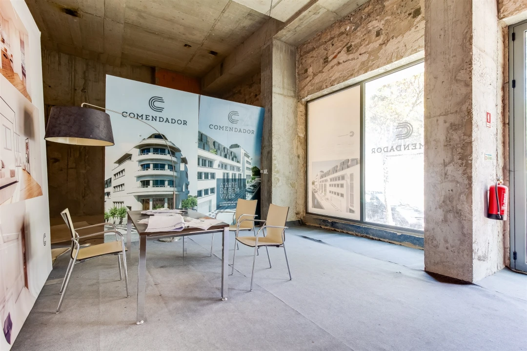 Loja para Arrendamento em Leiria, Pousos, Barreira e Cortes Foto 15