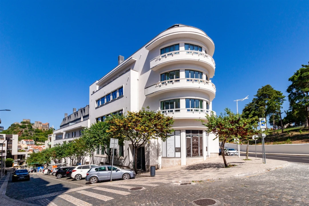 Loja para Arrendamento em Leiria, Pousos, Barreira e Cortes Foto 1