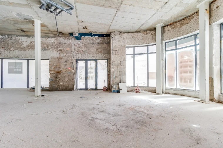 Loja para Arrendamento em Leiria, Pousos, Barreira e Cortes Foto 6