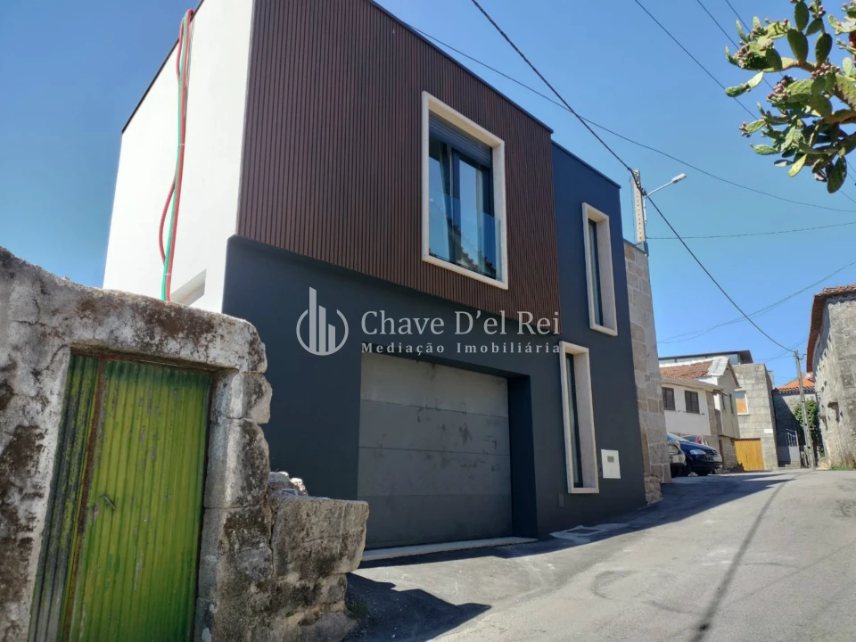 Moradia T3 para Venda em Boa Aldeia, Farminhão e Torredeita Foto 3