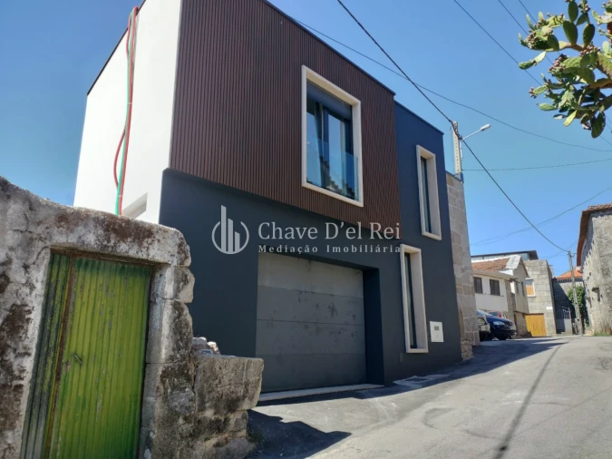 Moradia T3 para Venda em Boa Aldeia, Farminhão e Torredeita Foto 3