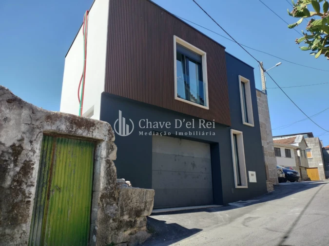 Moradia T3 para Venda em Boa Aldeia, Farminhão e Torredeita Foto 2