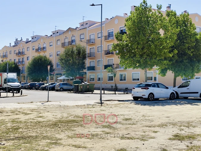 Terreno para Venda em Pinhal Novo Foto 2