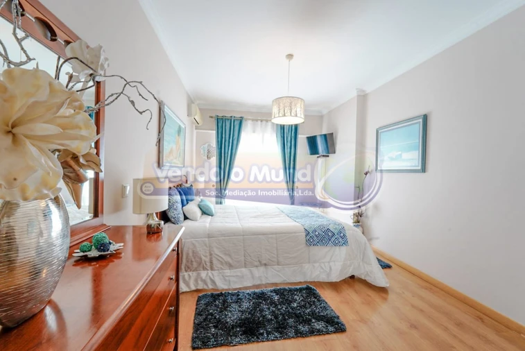 Apartamento T4 para Venda em Salvaterra de Magos e Foros de Salvaterra Foto 3