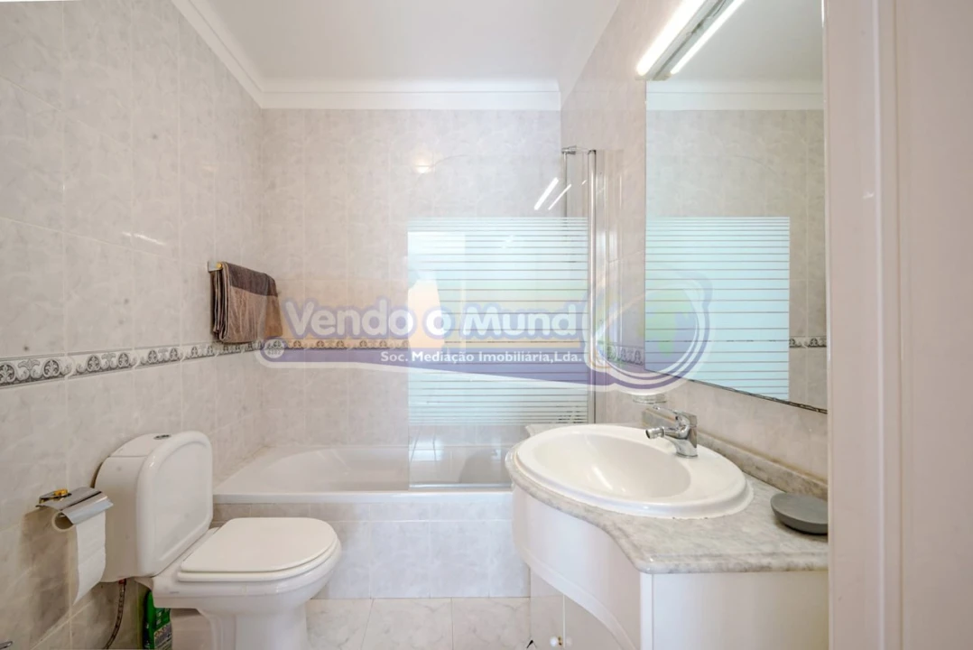 Apartamento T4 para Venda em Salvaterra de Magos e Foros de Salvaterra Foto 16