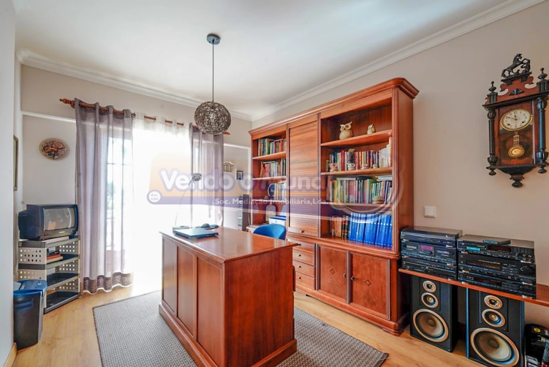 Apartamento T4 para Venda em Salvaterra de Magos e Foros de Salvaterra Foto 20