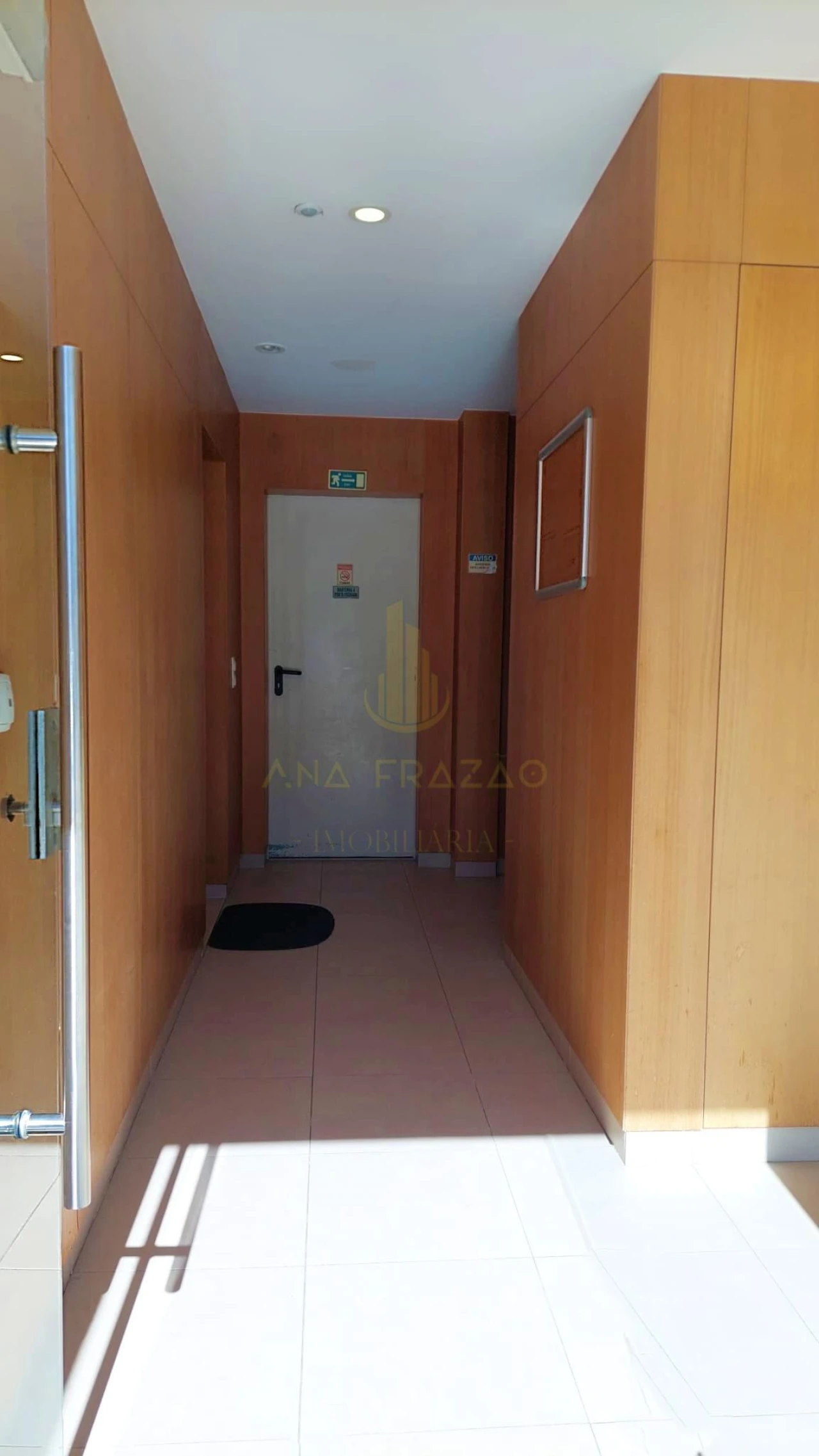 Apartamento T2 para Venda em Camarate, Unhos e Apelação Foto 20