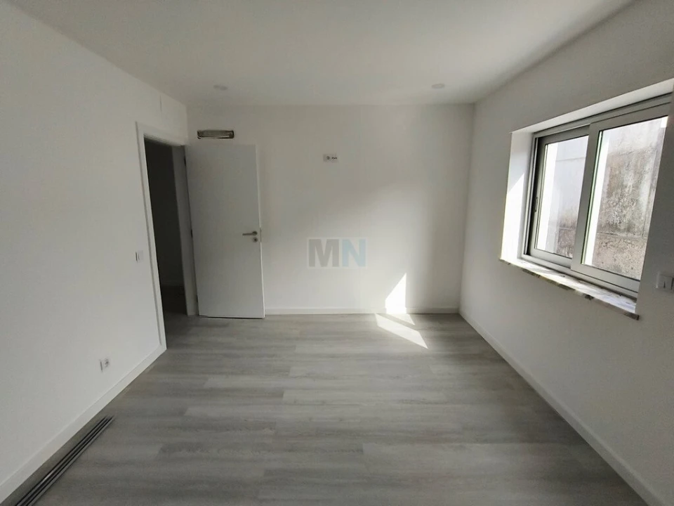 Apartamento T2 para Venda em Santa Clara e Castelo Viegas Foto 10