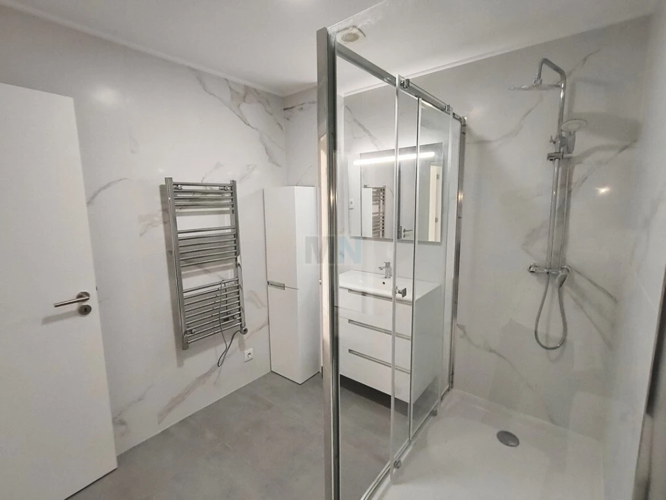 Apartamento T2 para Venda em Santa Clara e Castelo Viegas Foto 12