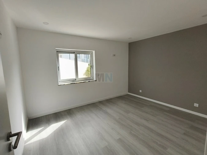 Apartamento T2 para Venda em Santa Clara e Castelo Viegas Foto 8