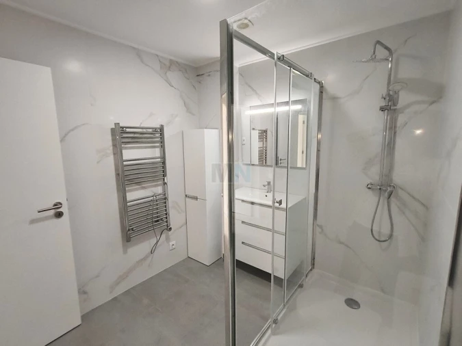 Apartamento T2 para Venda em Santa Clara e Castelo Viegas Foto 12