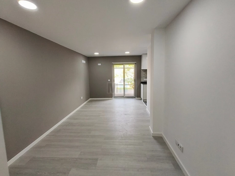 Apartamento T2 para Venda em Santa Clara e Castelo Viegas Foto 6