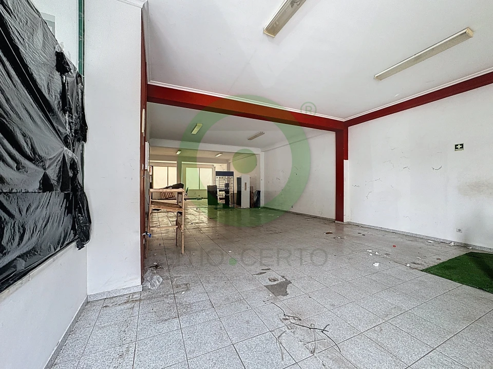 Loja para Arrendamento em Valpaços e Sanfins Foto 7