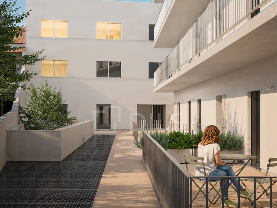 Apartamento T2 para Venda em Campanhã Foto 3