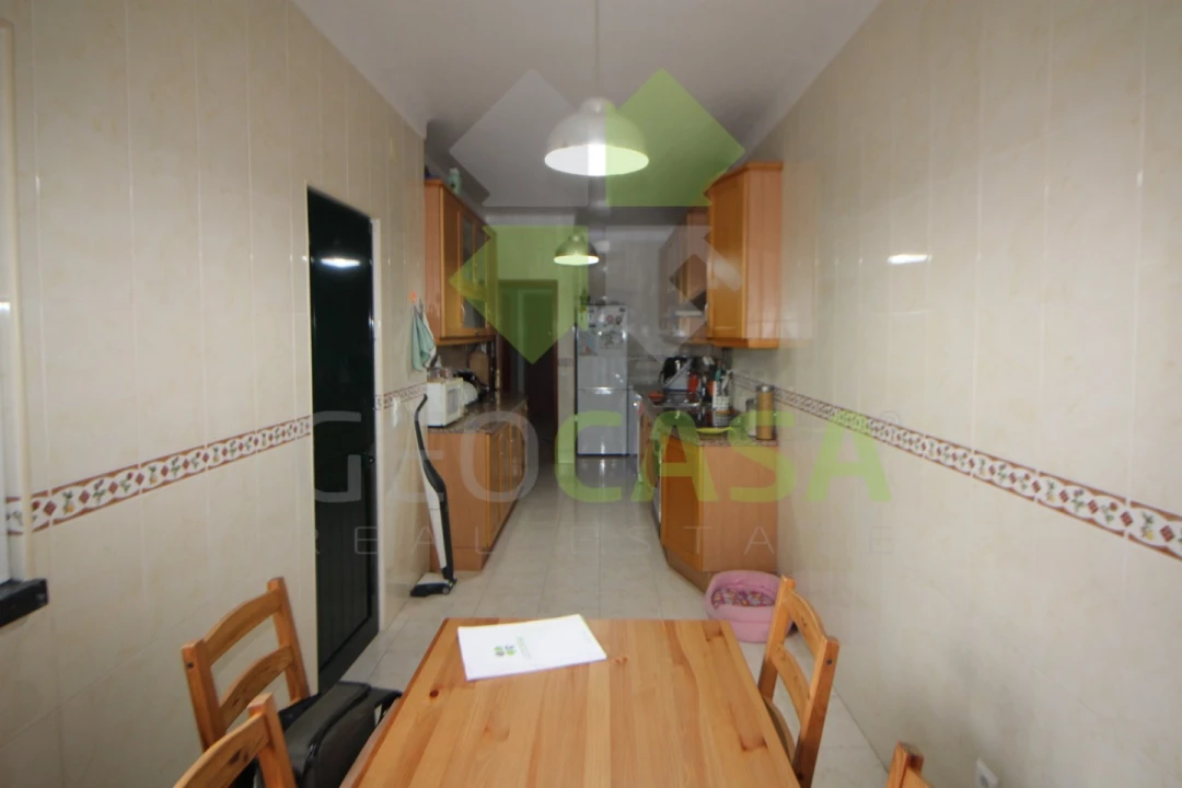 Moradia T4 para Venda em Algueirão-Mem Martins Foto 17