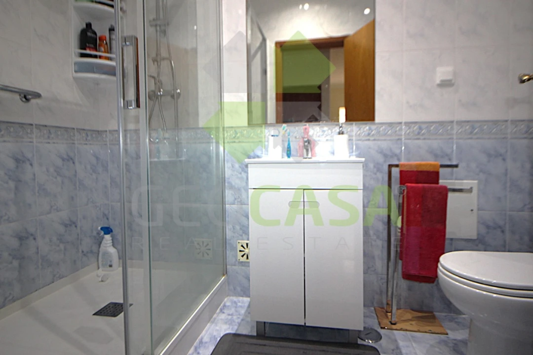 Moradia T4 para Venda em Algueirão-Mem Martins Foto 22