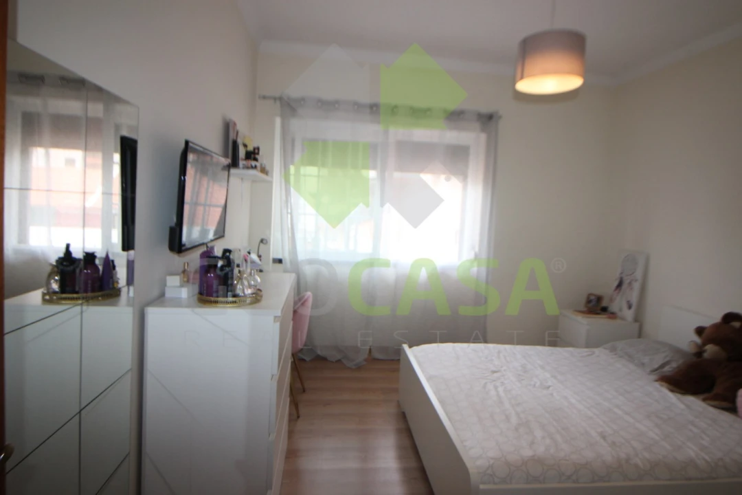 Moradia T4 para Venda em Algueirão-Mem Martins Foto 32