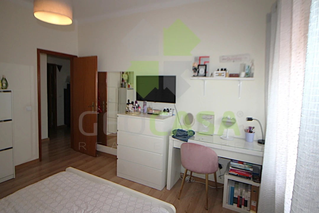 Moradia T4 para Venda em Algueirão-Mem Martins Foto 33