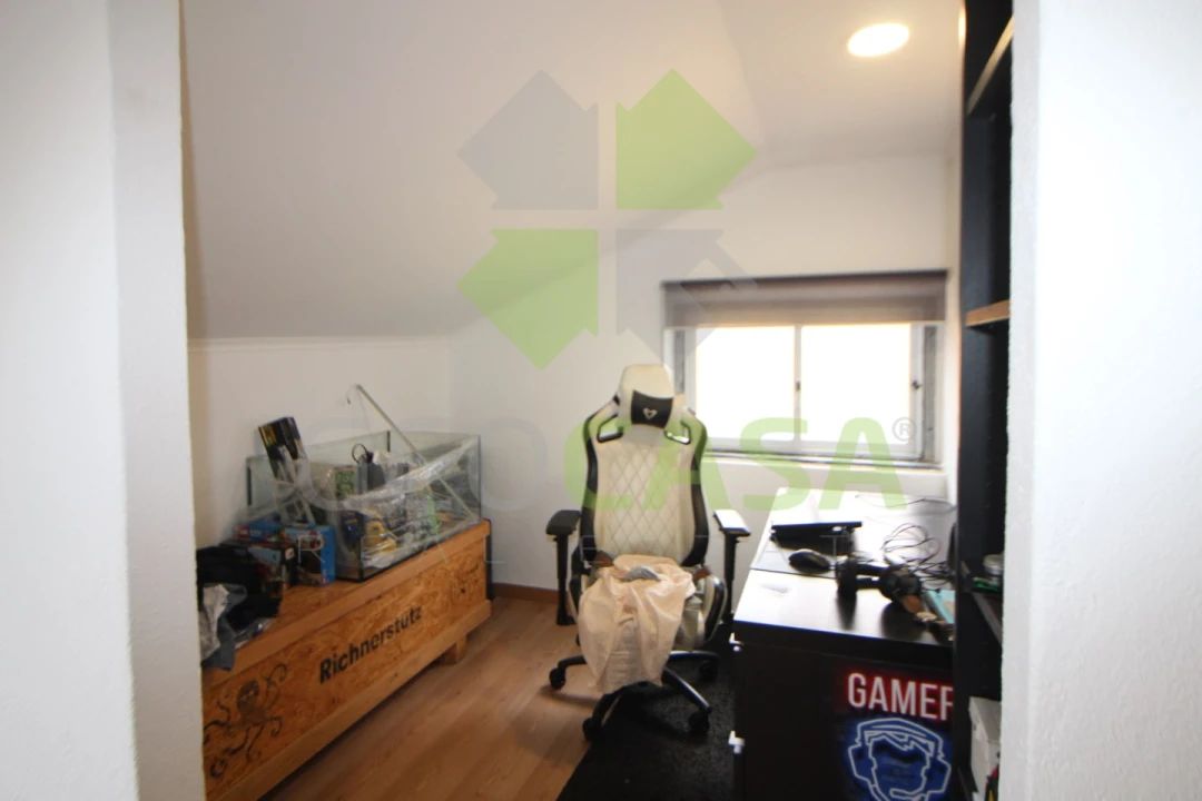 Moradia T4 para Venda em Algueirão-Mem Martins Foto 38