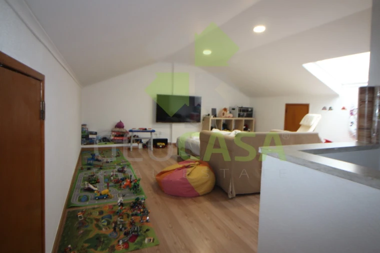 Moradia T4 para Venda em Algueirão-Mem Martins Foto 37