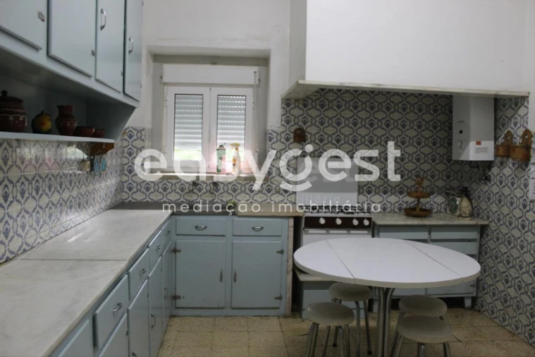 Moradia T3 para Venda em Casais e Alviobeira Foto 14