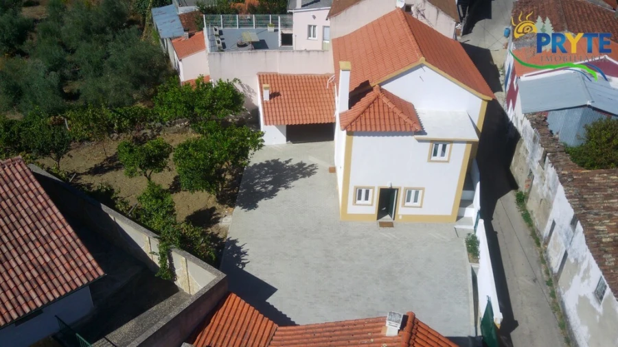 Moradia T3 para Venda em Sertã Foto 5