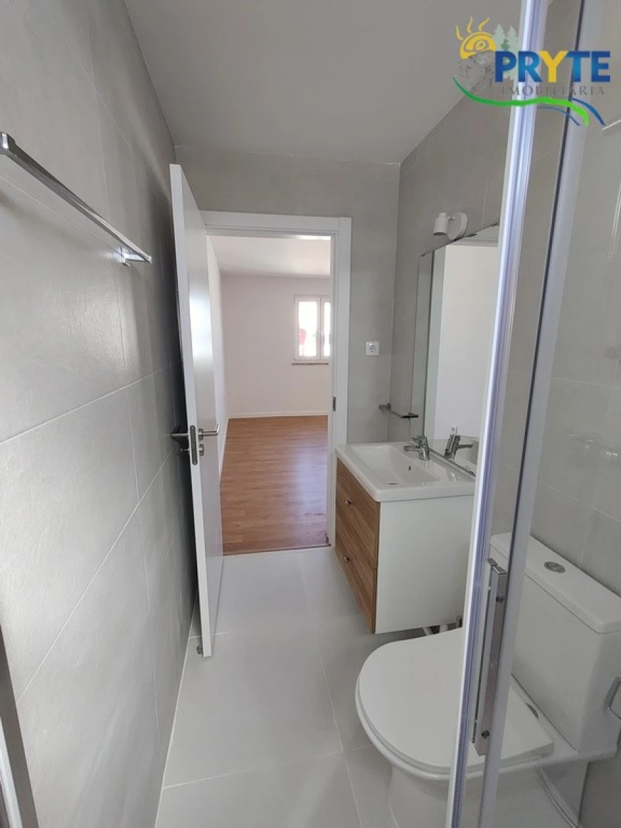 Moradia T3 para Venda em Sertã Foto 30