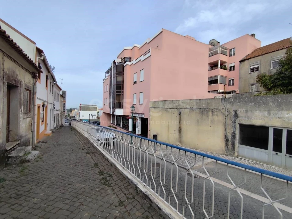 Prédio para Venda em Mafra Foto 12