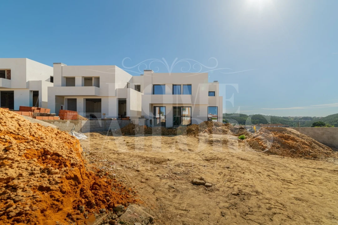 Moradia T4 para Venda em Mafra Foto 1