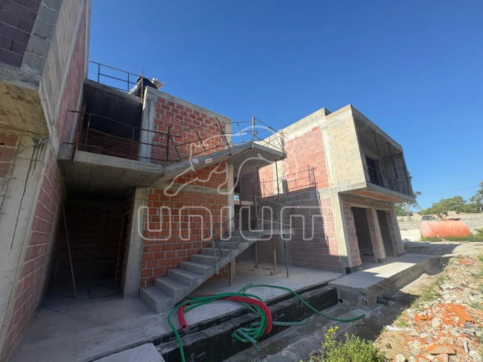 Apartamento T3 para Venda em Vila Nova de Anha Foto 1