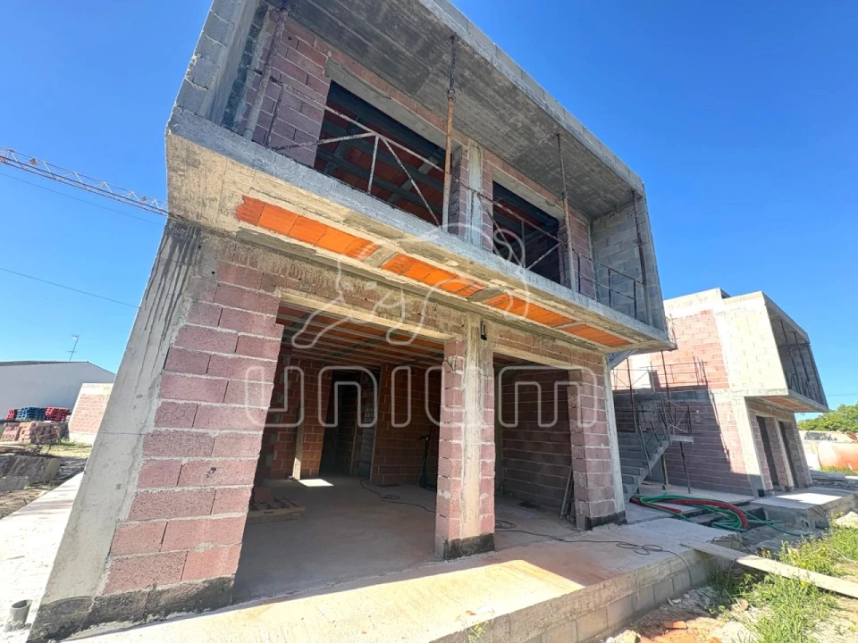 Apartamento T3 para Venda em Vila Nova de Anha Foto 4